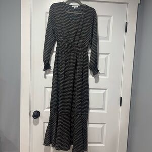 Black Long Sleeve Patterned Dress with Ruffle Bottom